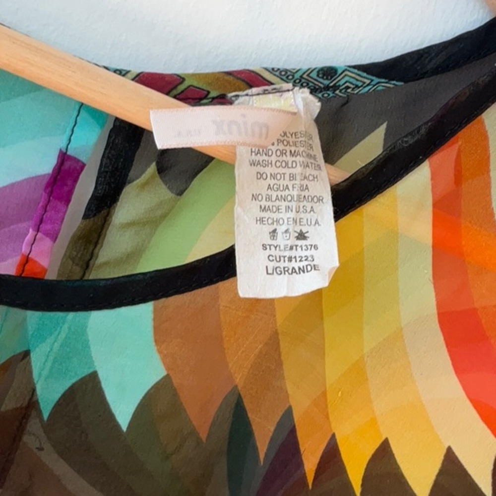 Minx Beach Cover - Picture 8 of 8